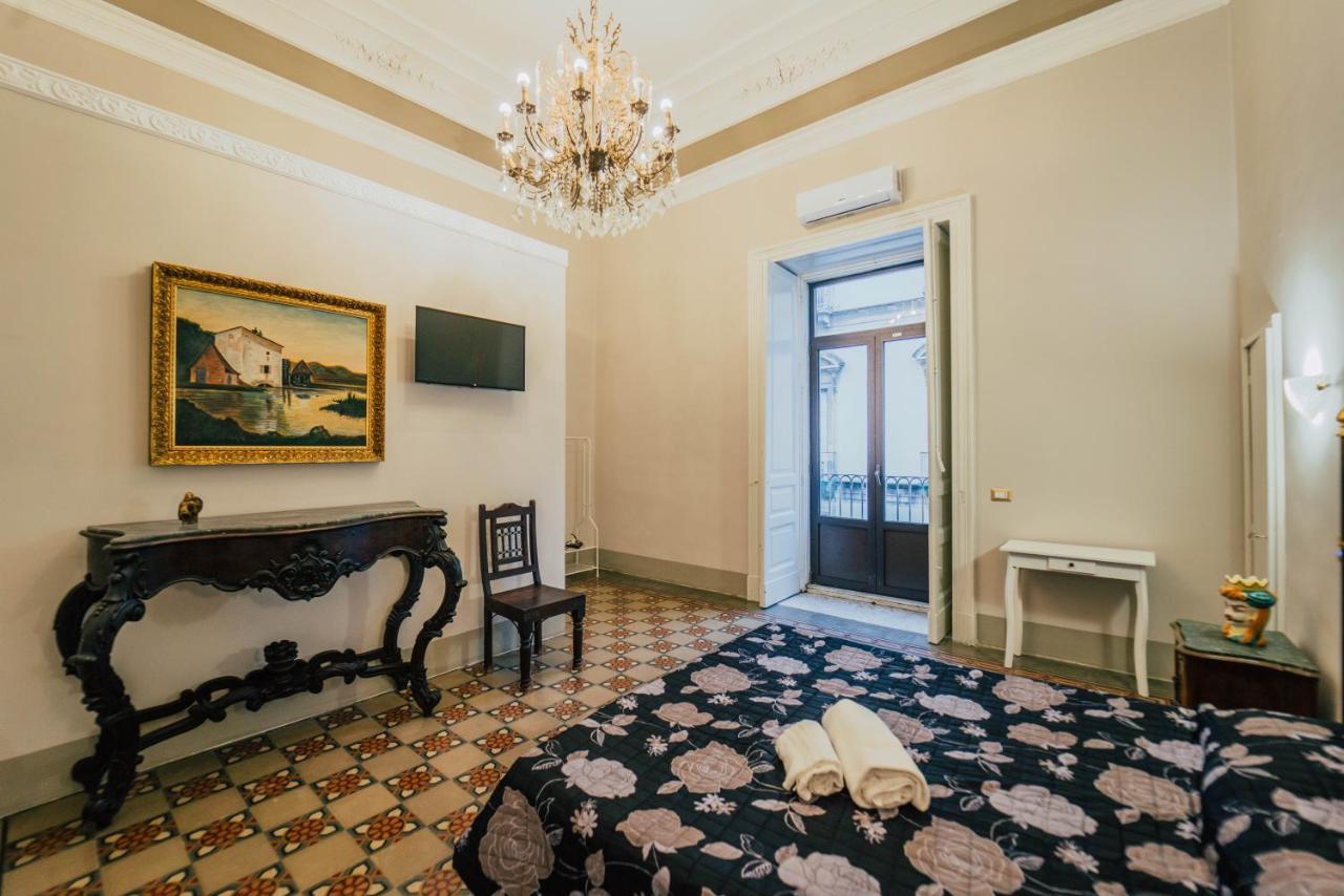 Stanze Etnea 380 Hotel Catania Exterior photo